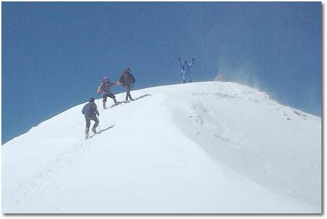 Arribo a la cumbre mÃ¡s alta de Europa: el Elbrus