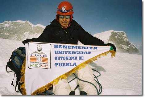 cima del Chopicalqui, Cordillera Blanca, PerÃº
