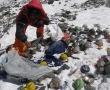 Los escaladores del Everest deberán bajar basura