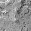 El Curiosity descendiendo con paracaídas hacia la superficie marciana. Foto: NASA
